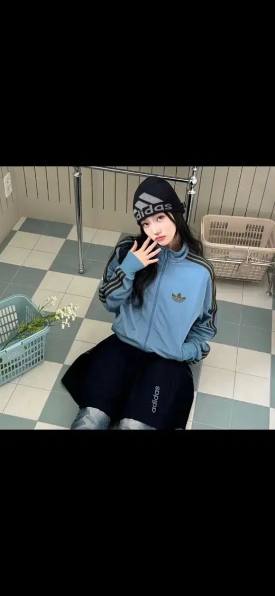 唯一の販売 adidas アディダス グッピーイヤーバッド ミュート 空 カーキ ジャージ