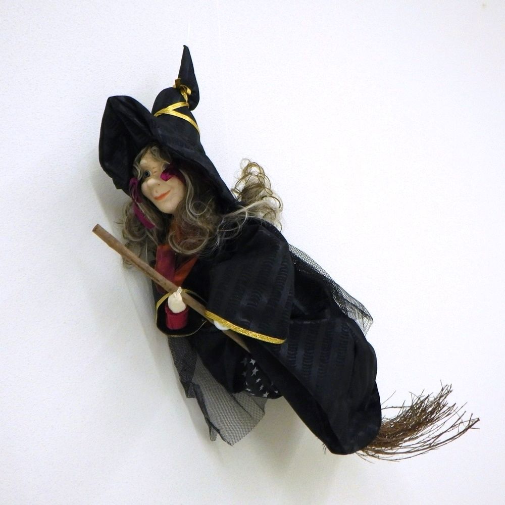 ハロウィン人形 未亡人の魔女の手 2本セット ハロウィン人形 未亡人の魔女の手 2本セット