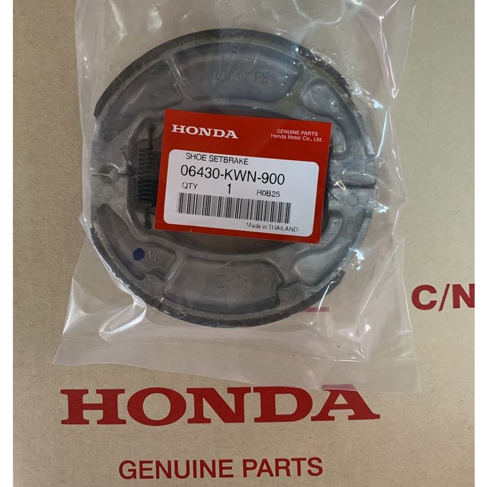 ホンダ純正 HONDA ブレーキシュー 06430-KWN-900 HONDA GENUINE PARTS - メルカリ