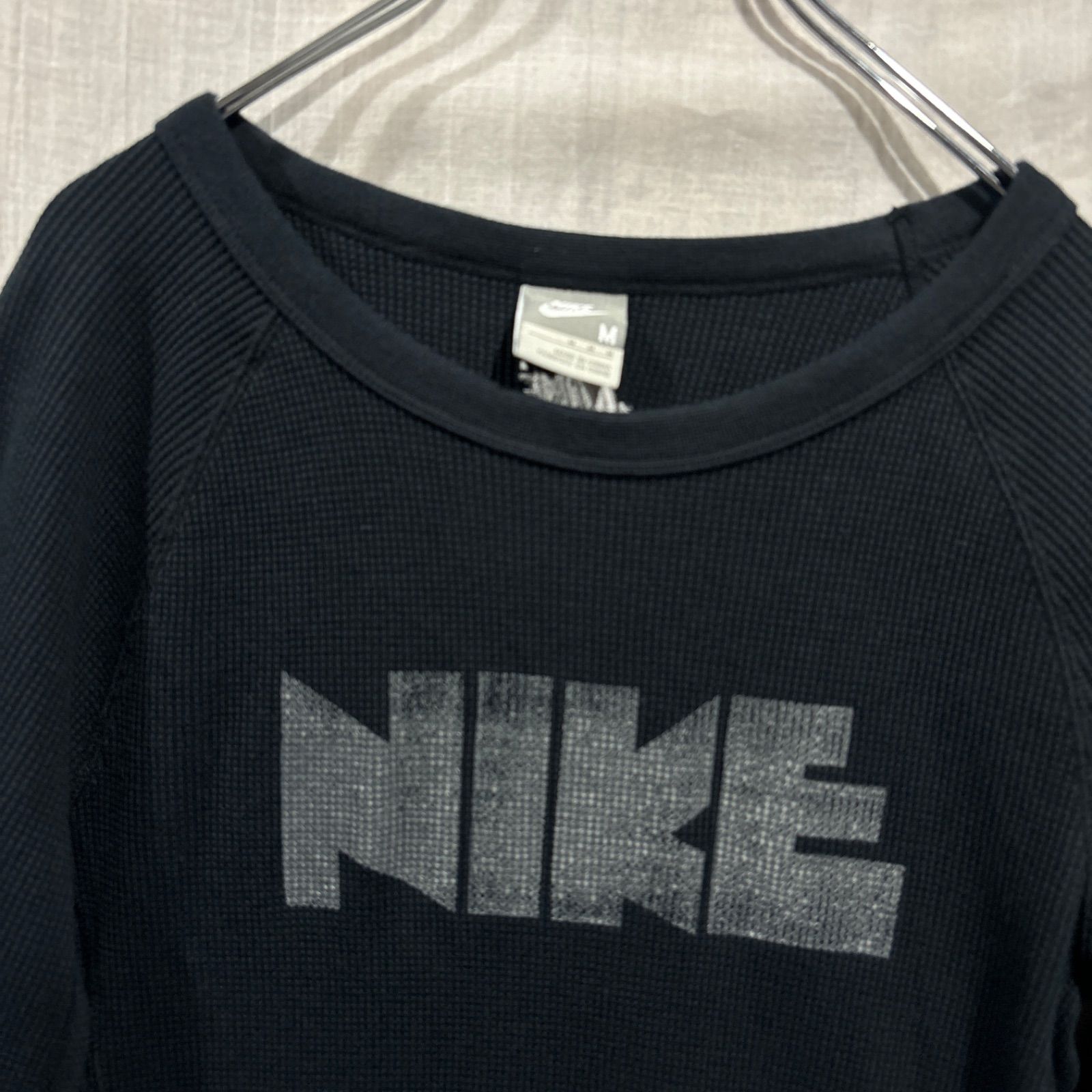 00s NIKE ゴツナイキプリント　サーマルカットソー　ロンT Mサイズ　黒 00s NIKE ゴツナイキプリントサーマルカットソーロンT Mサイズ黒