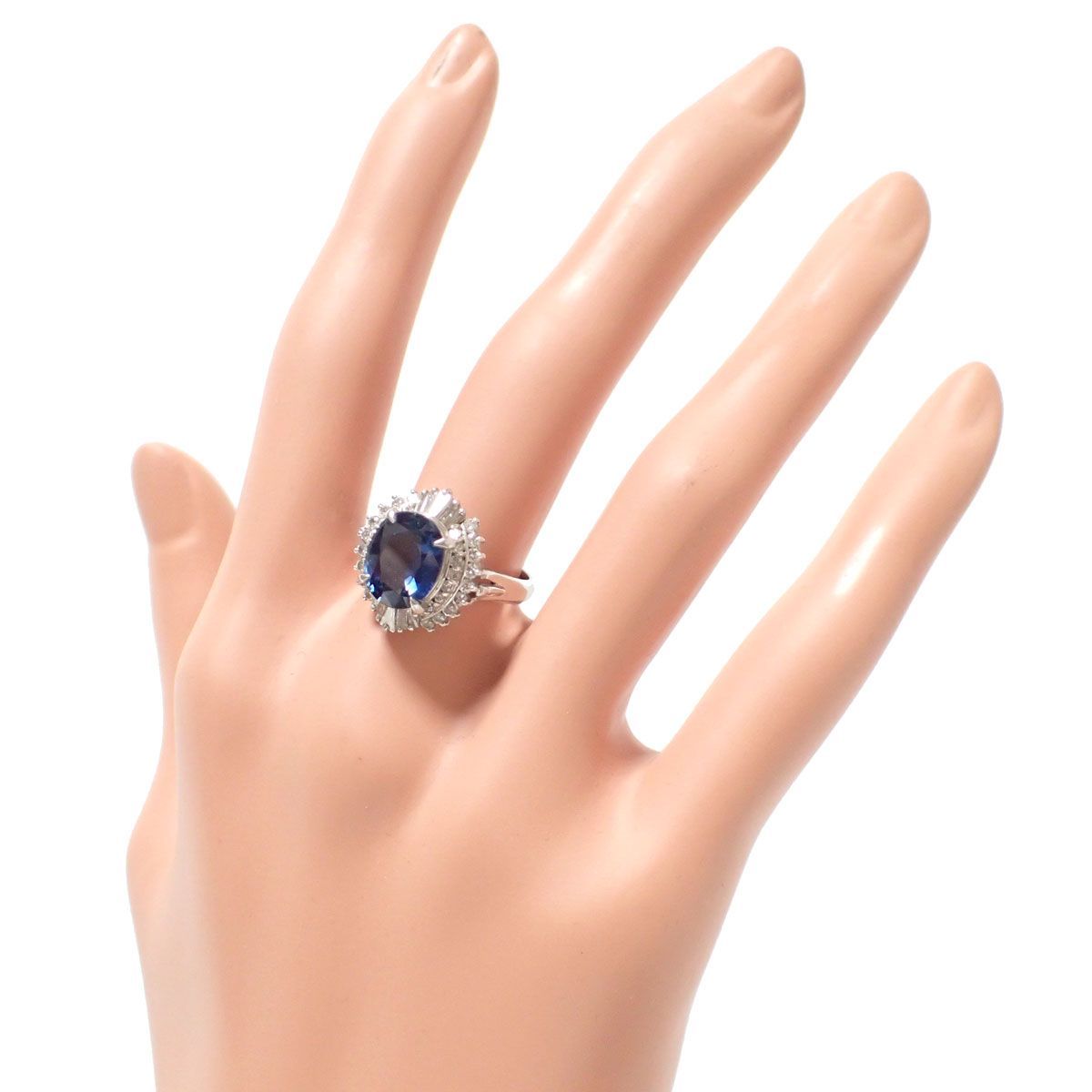 E403 Pt900 サファイア2.92ct ダイヤモンド0.63 8g 指輪 リング