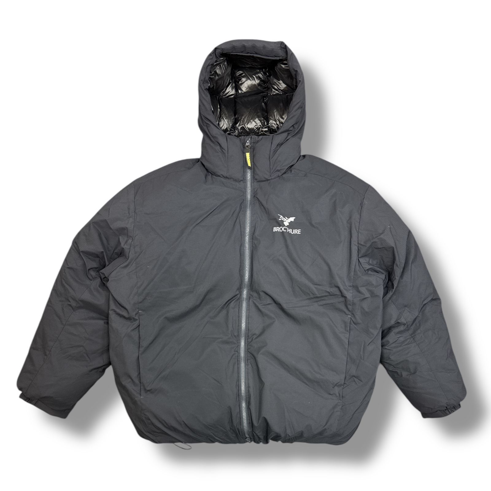 BROCHURE × ALWYTH 23AW ARGENTUM HOODY BROCHURE × ALWYTH 23AW ARGENTUM HOODY コラボ ダウンジャケット