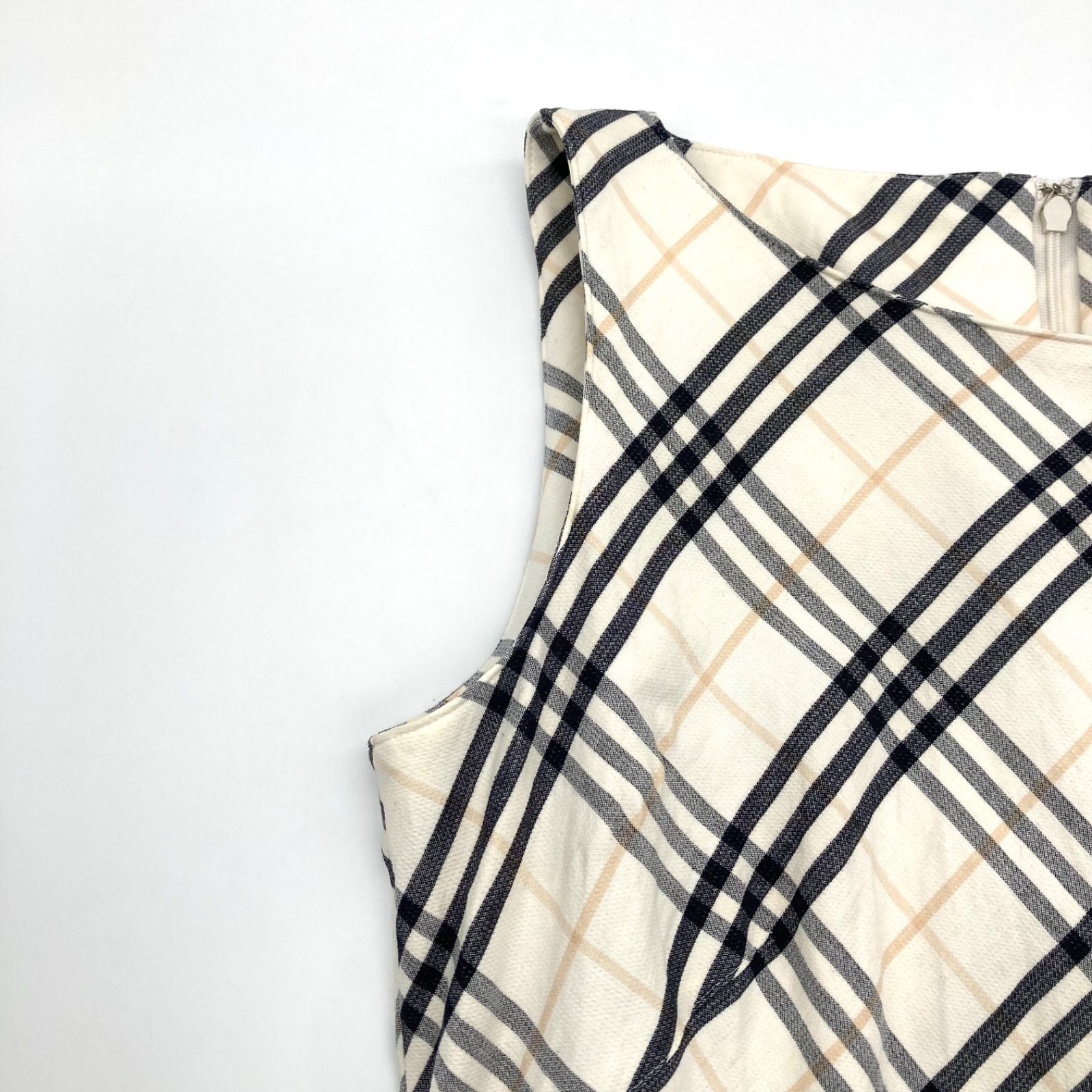 美品]BURBERRY LONDON バーバリー ロンドン ノバチェック ノースリーブ 