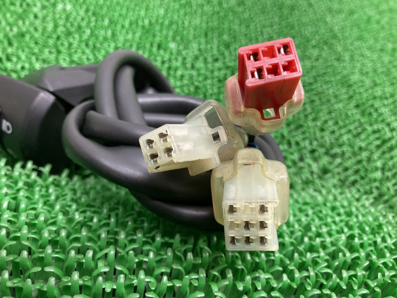 響 JH*5本 + BC*1本　(箱付き) カワサキ ZRX400 ヒューズボックス 26021-1089 純正 中古 バイク
