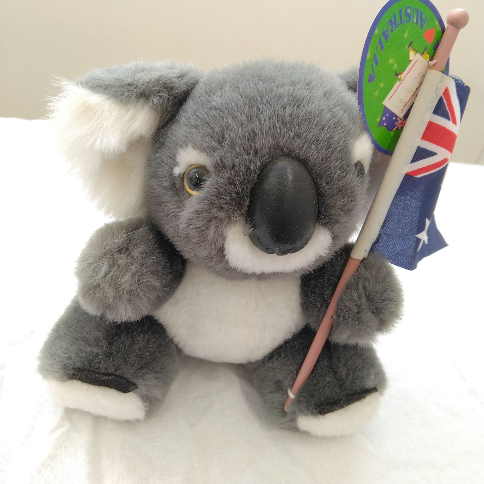 USED] オーストラリア コアラ ぬいぐるみ 国旗付き タグあり 土産