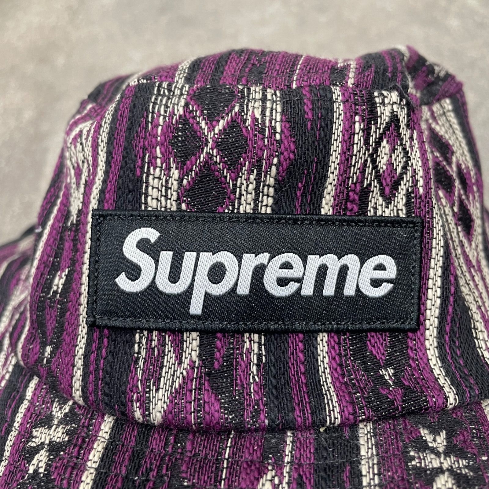 22AW
