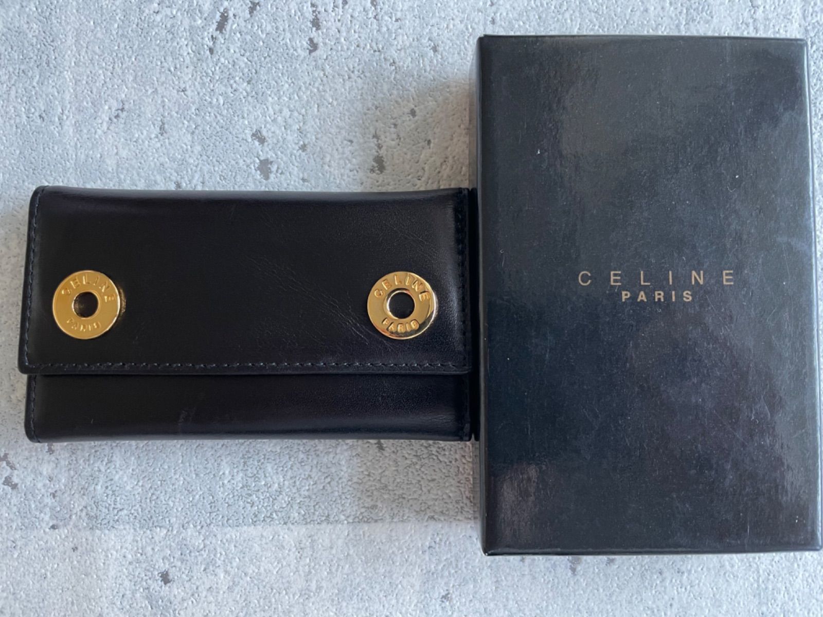 新品未使用品　箱付き　CELINE セリーヌ キーケース　ロゴグラム　ブラック 楽天市場】CELINE セリーヌ キーケース TRIOMPHE トリオンフ