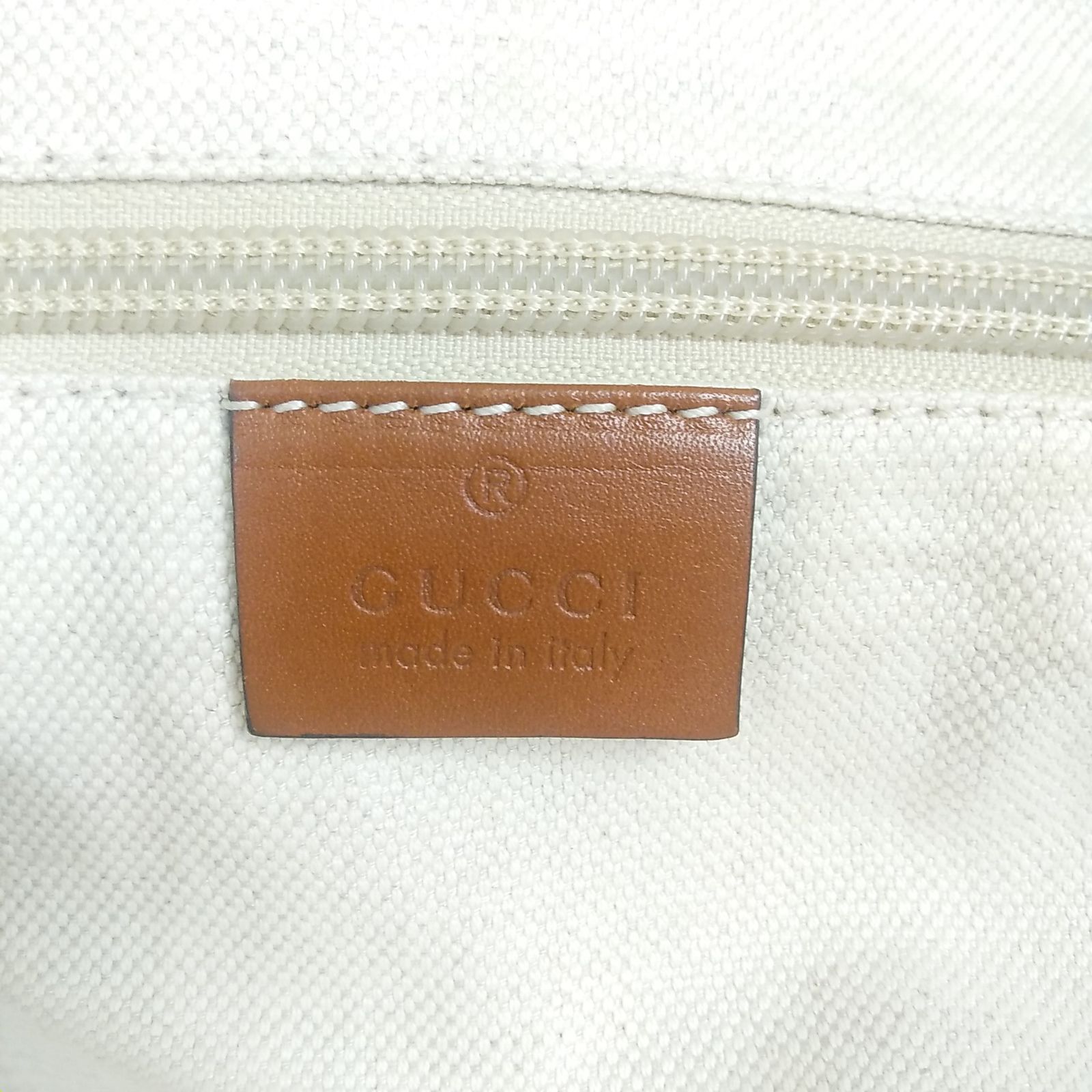 2504-9｜グッチ GGナイロン ショルダーバッグ ブラウン - メルカリ