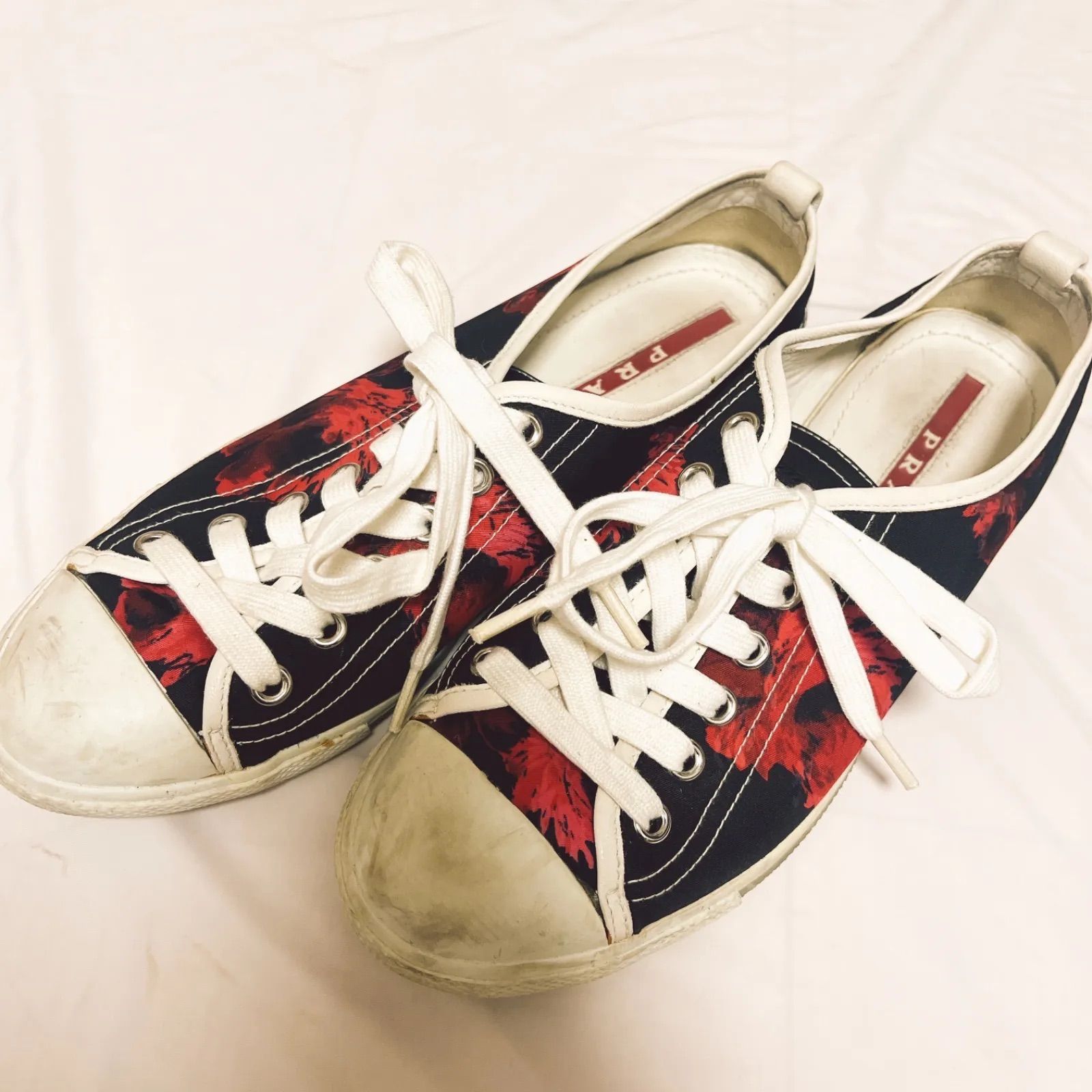 PRADA プラダ スニーカー 24.5cm 中古品 ロゴ入り プラダスポーツ 