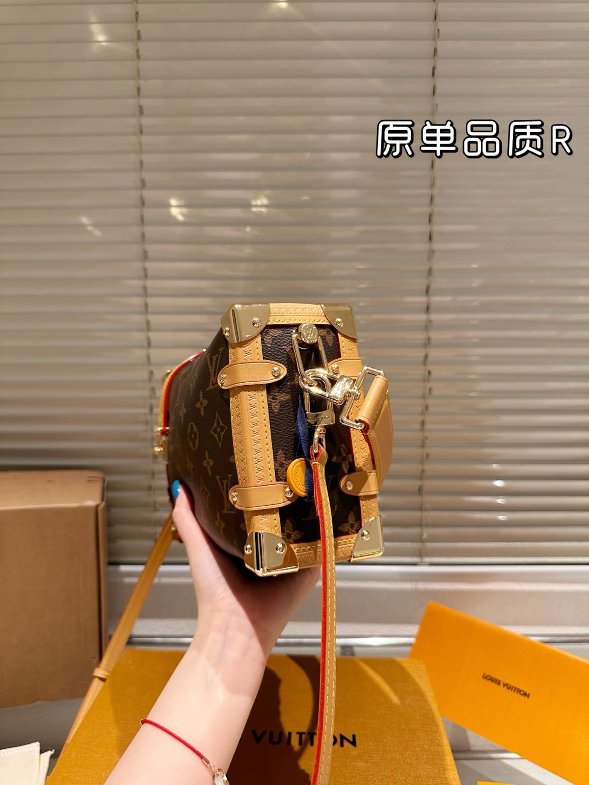 Louis Vuitton サマートランクコレクションポーチ【ネット最安値】 Louis Vuitton サマートランクコレクションポーチ【ネット最安値