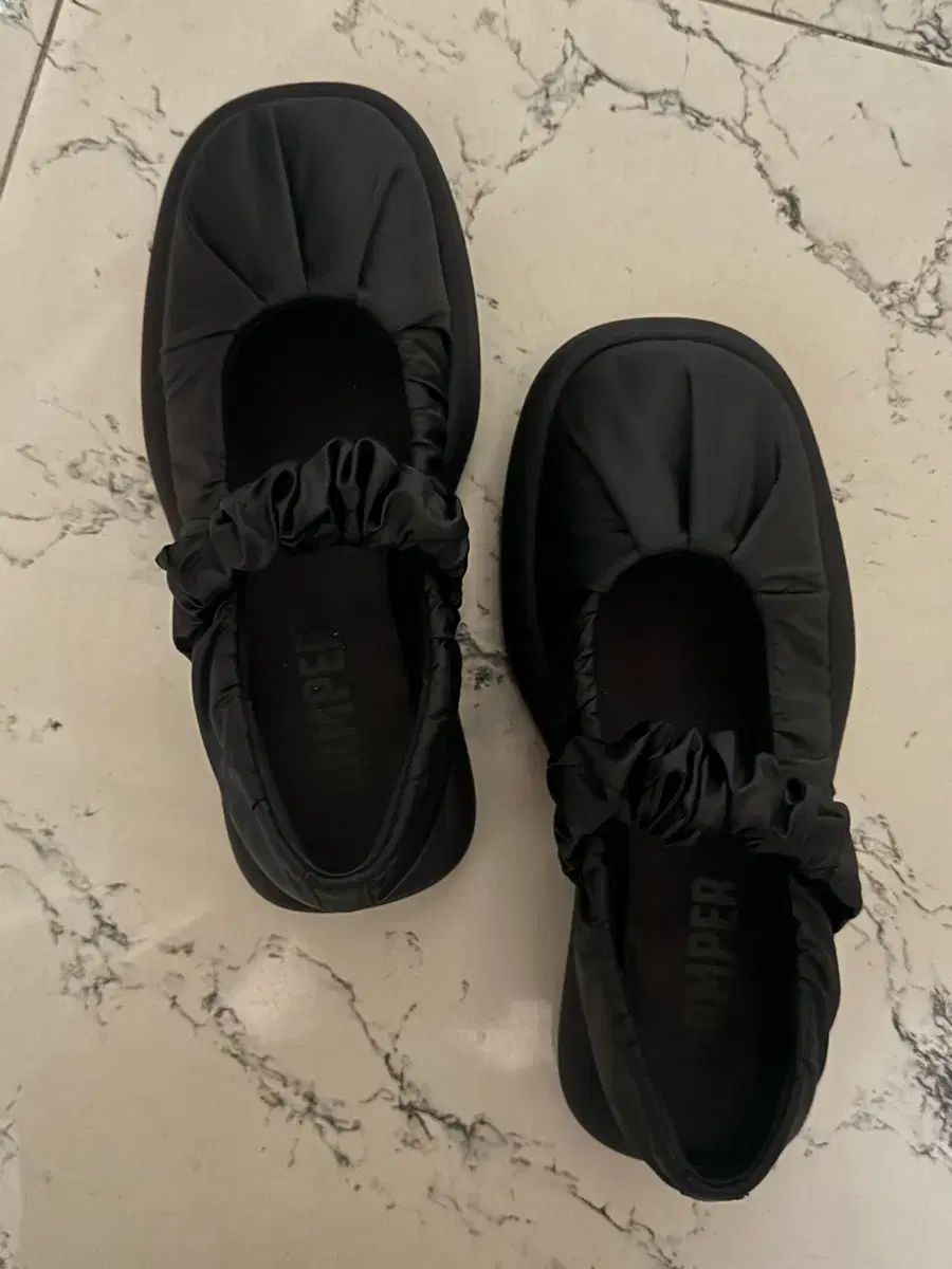 カンペール オン バレリーナ シューズ