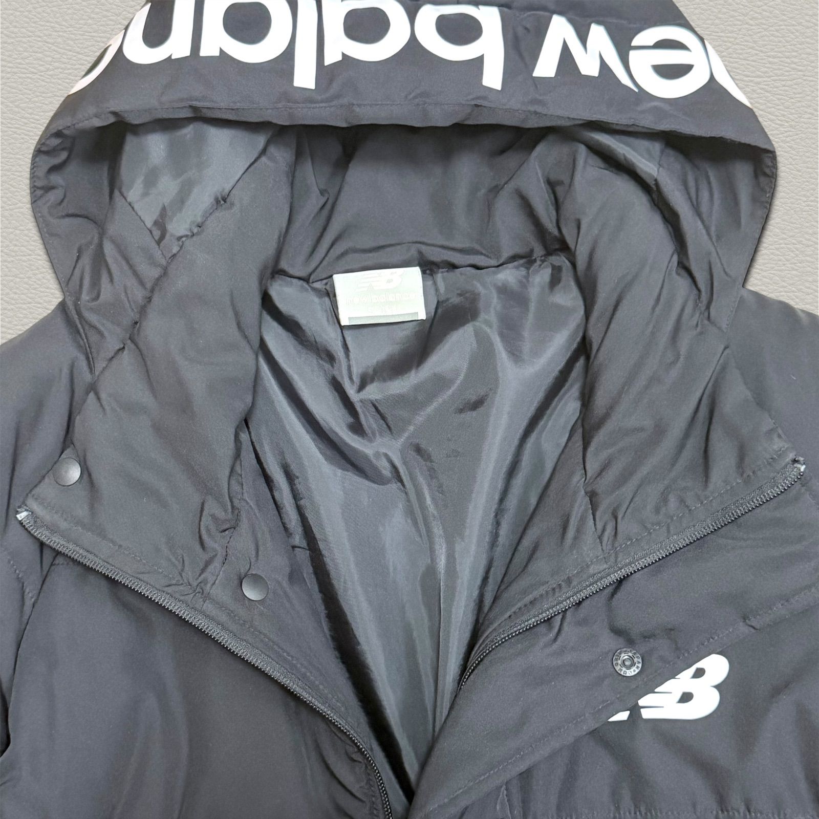 美品】New Balance ベンチコートブラック S ニューバランス 防寒