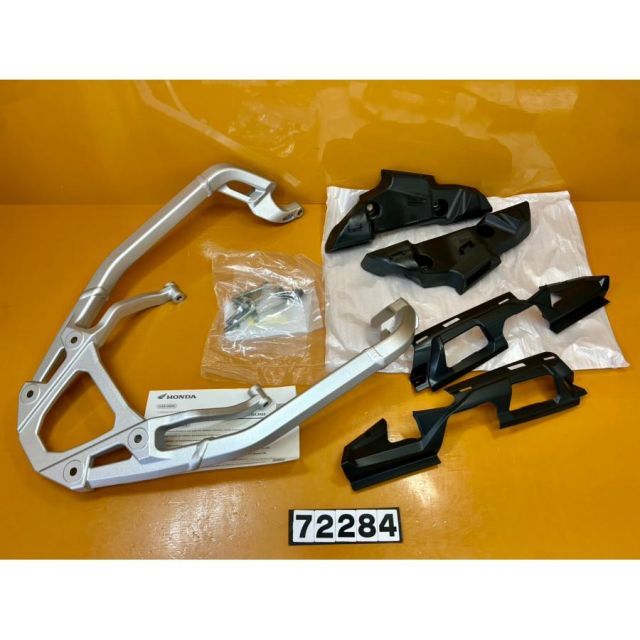 72284 HONDA ホンダ CRF1100L アフリカツイン純正 リアキャリア トップケースマウント 08L88-MKS-E00ZA