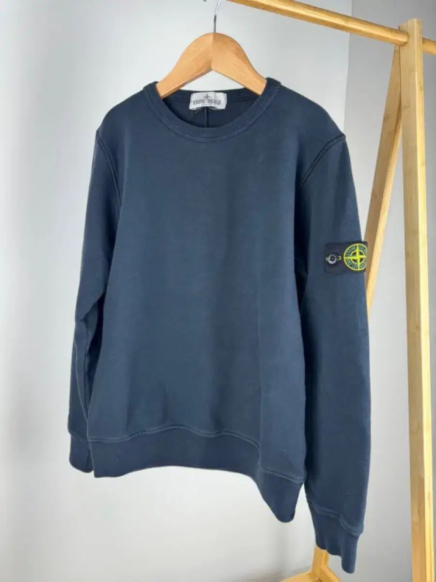 百貨店販売モデル STONE ISLAND ストーンアイランド パーカー ネイビー 95