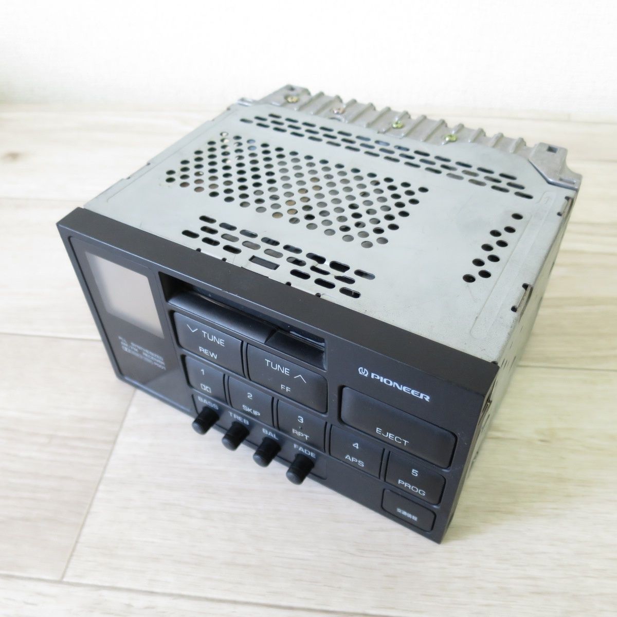 送料無料] ◇トヨタ GX81 マークⅡ 純正 カセット デッキ 86120-22870