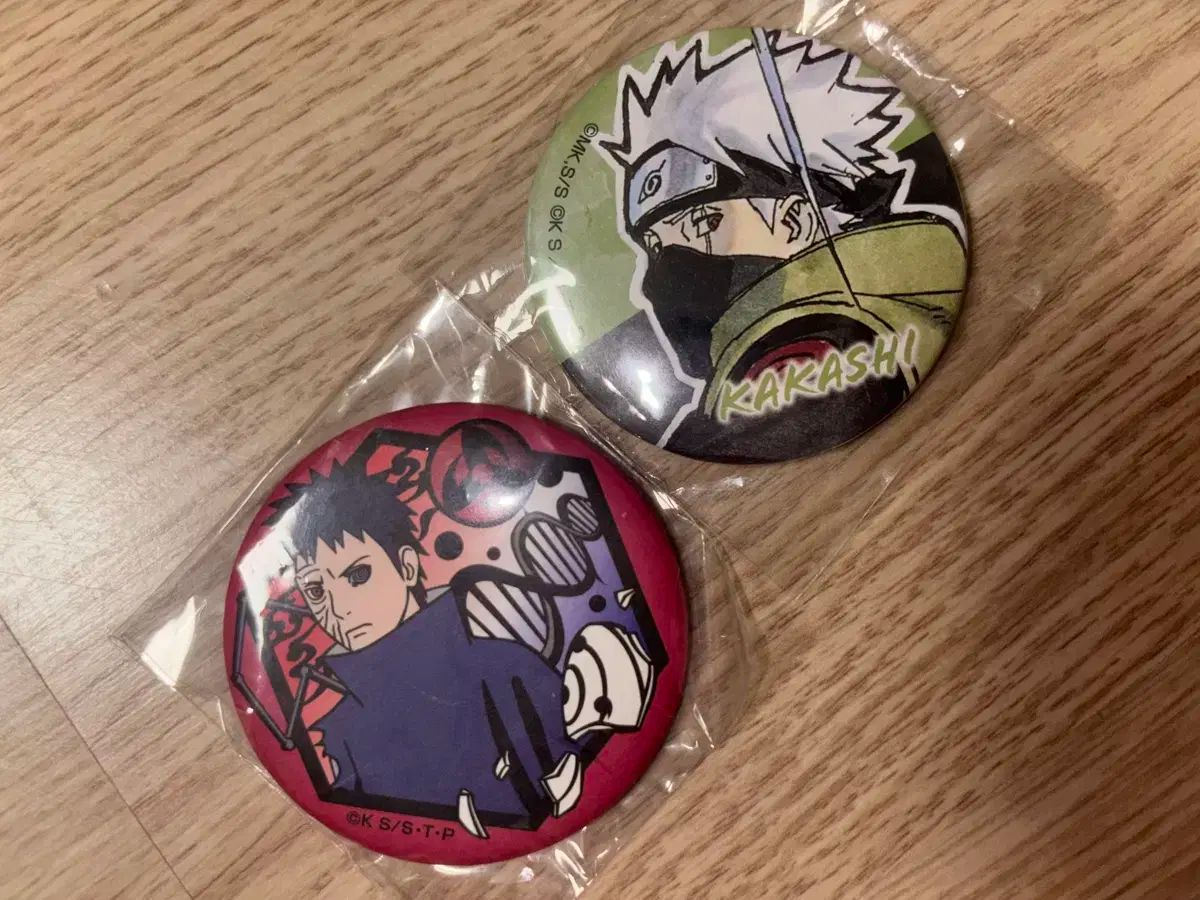 NARUTO ナルト はたけカカシ ゴールデン缶バッジ ジャンプショップ NARUTO-ナルト-』ゴールデン缶バッジコレクション第1弾 （全10種