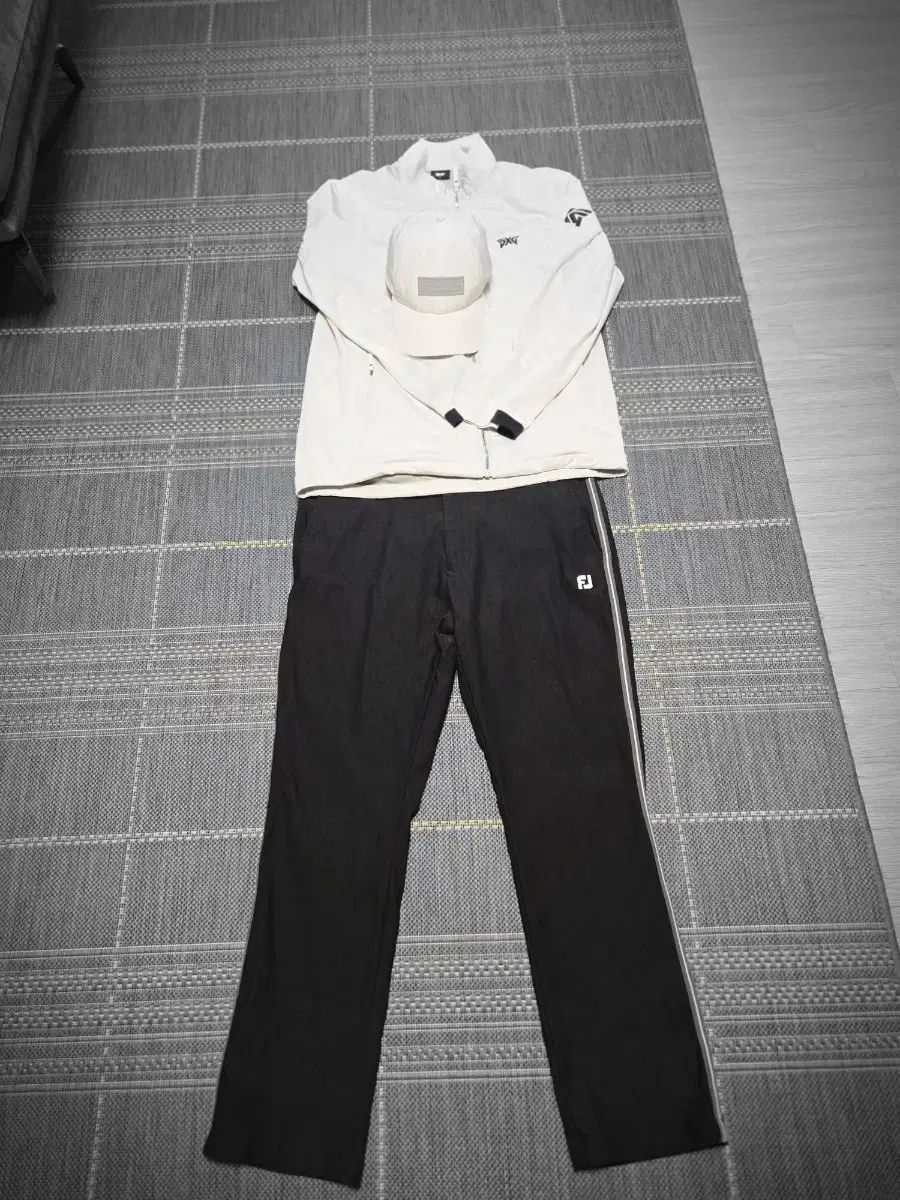 ブラック アイボリー