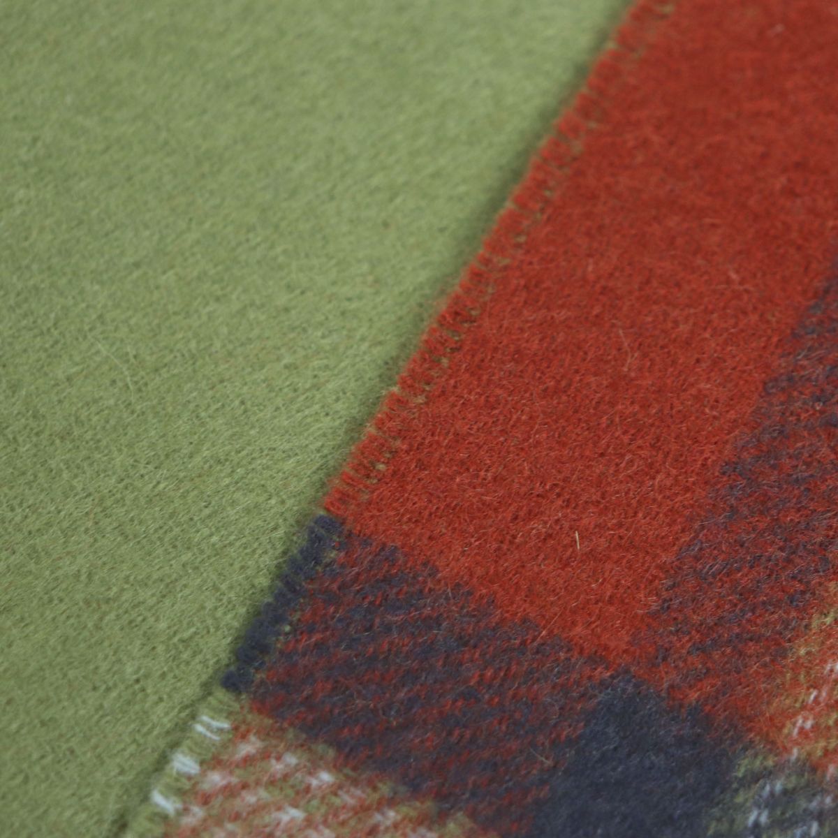 未使用品▽2021年11月購入 HERMES エルメス チェック柄 ロゴ刺繍入り  