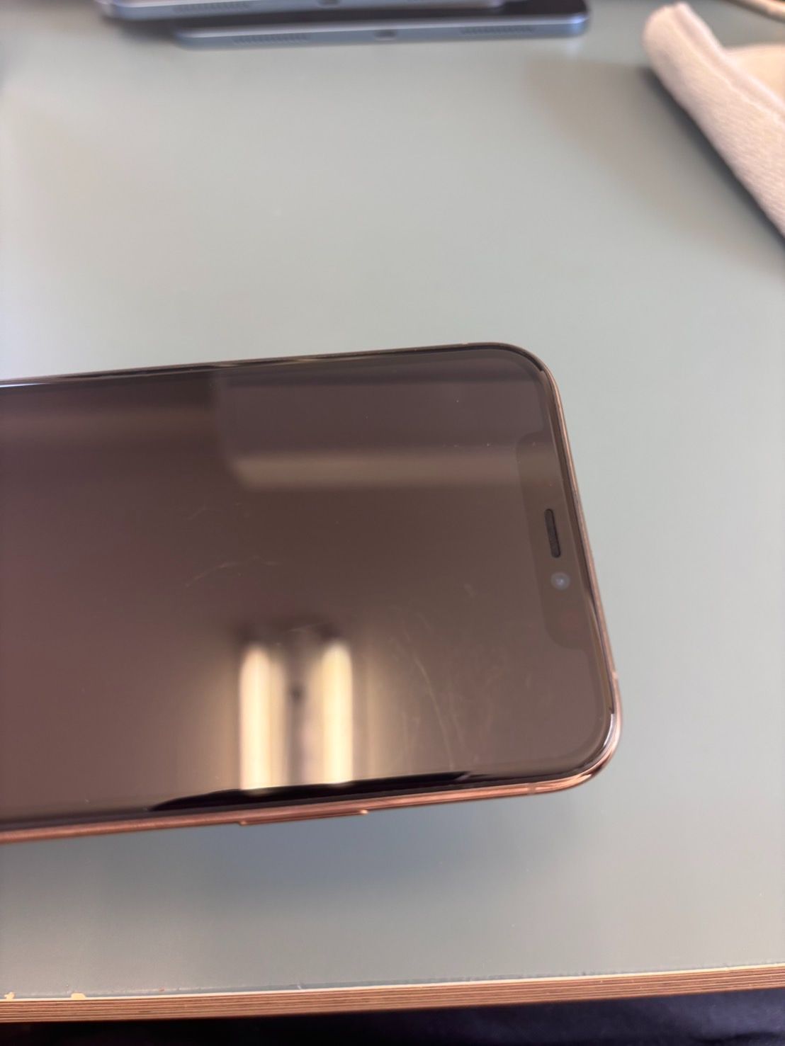 未使用品に近い】 iPhone11 Pro 64GB ゴールド 本体バッテリー100