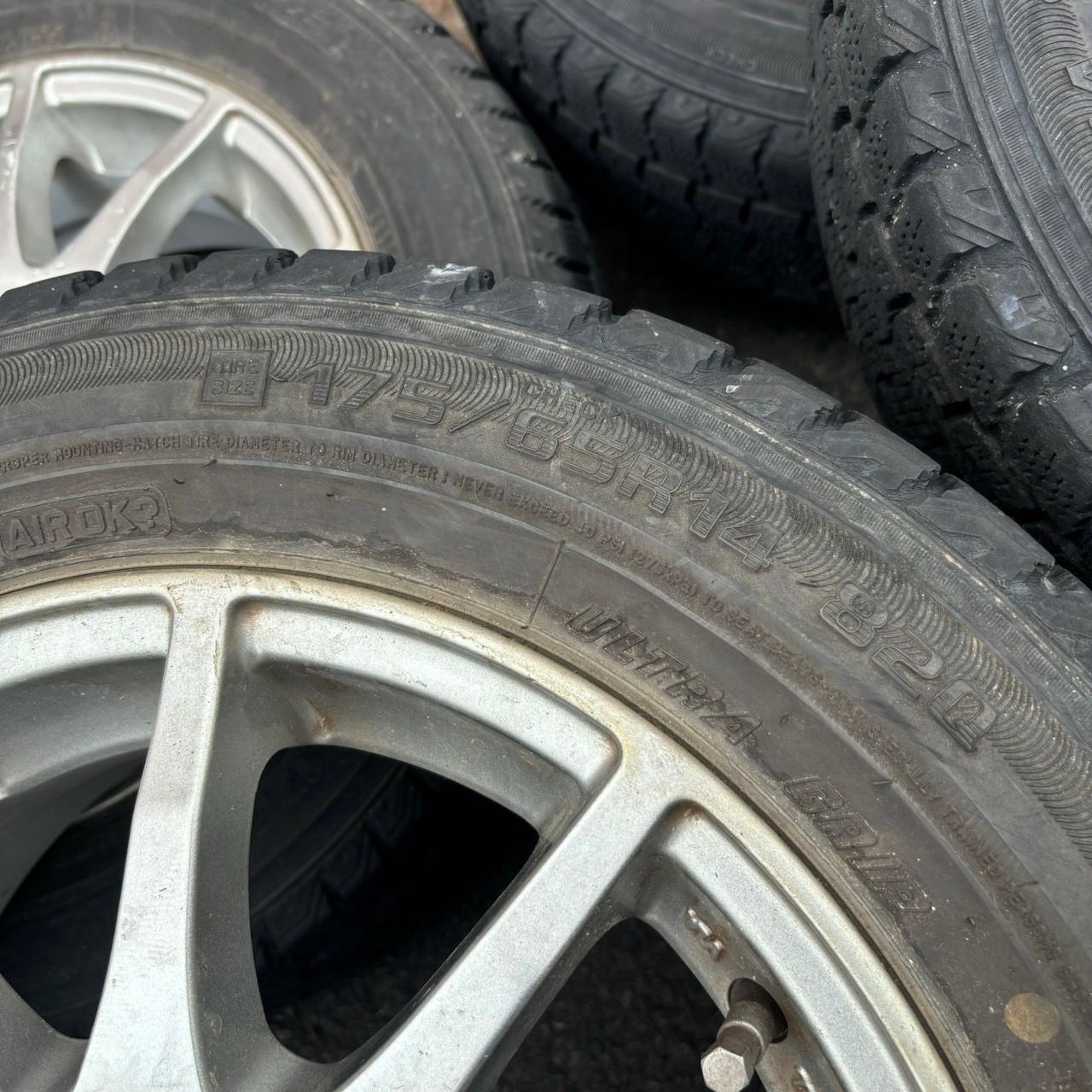 h63750 SCHNEIDER シュナイダー スタッドレスタイヤ 175/65R14 - メルカリ
