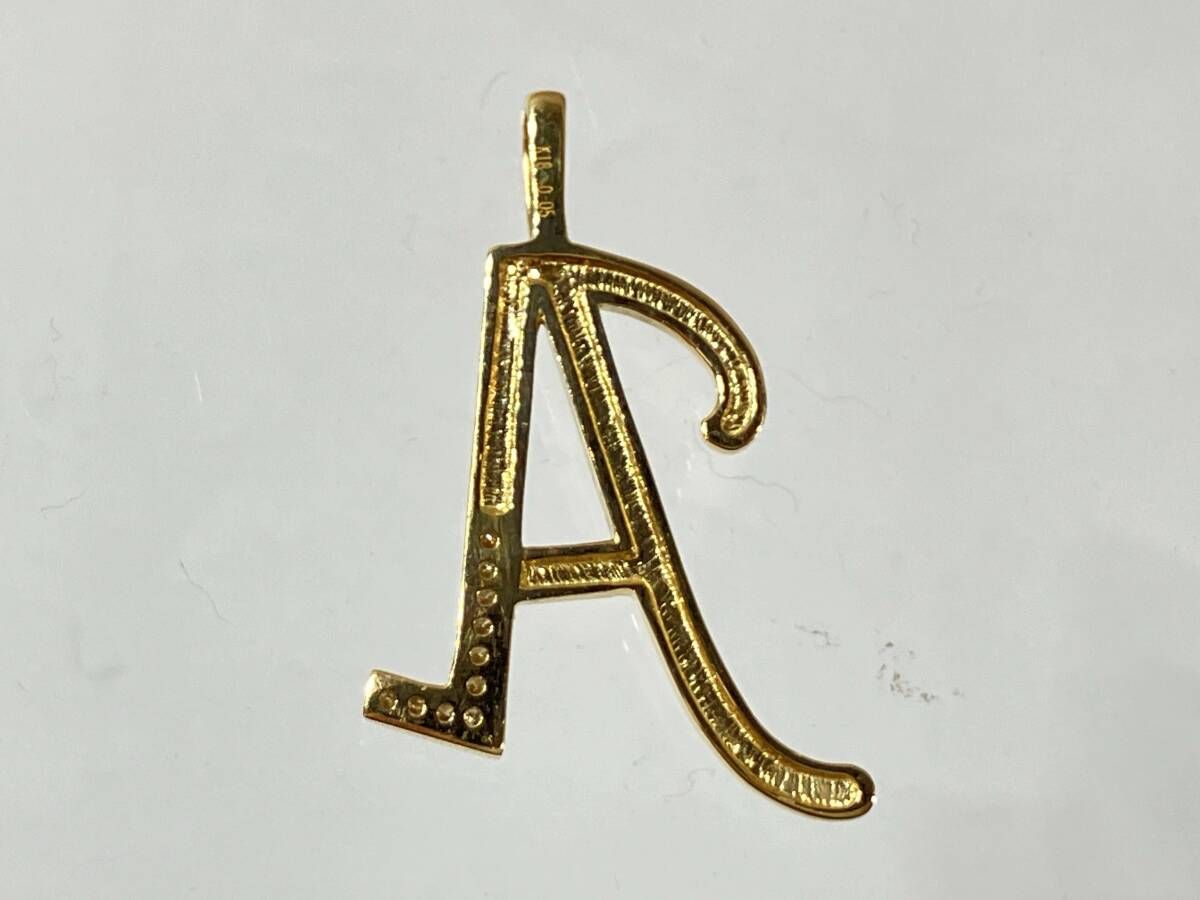 K18ゴールド 総重量約2.6g イニシャル アルファベット ペンダント トップ