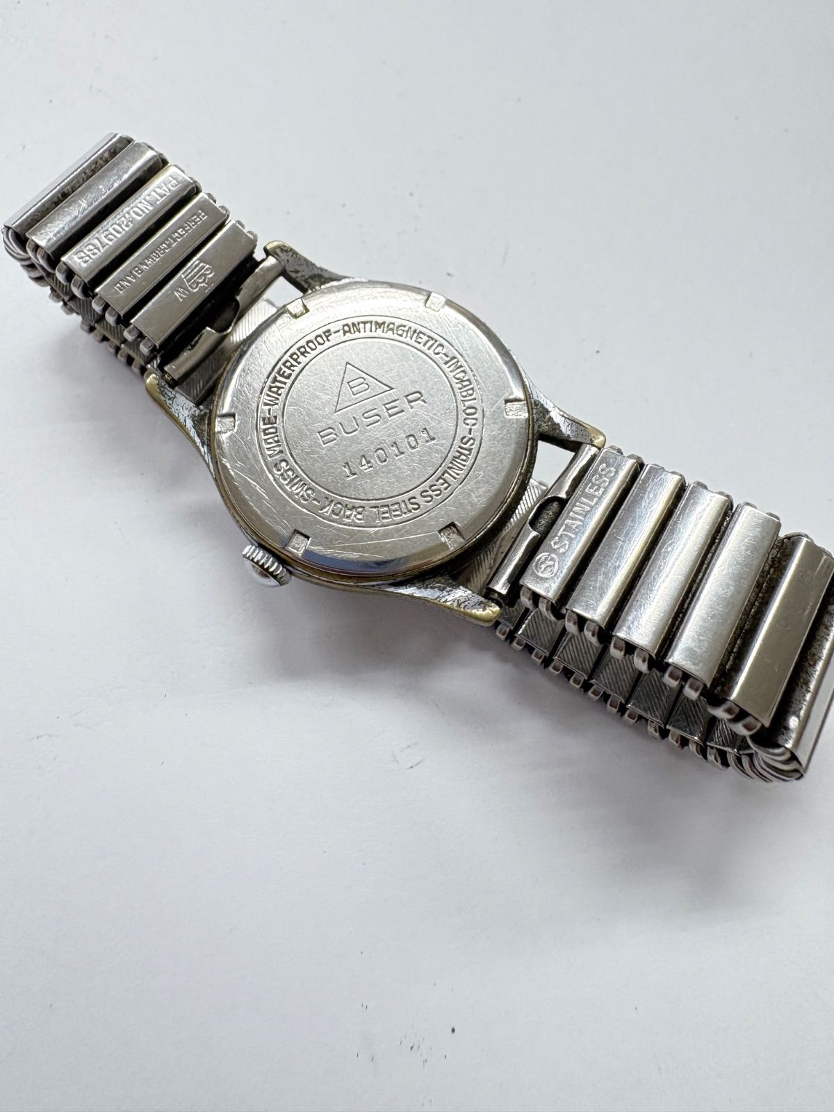 BUSER 17JEWELS 腕時計 手巻き ヴィンテージ 品 ジャンク 25h 菊