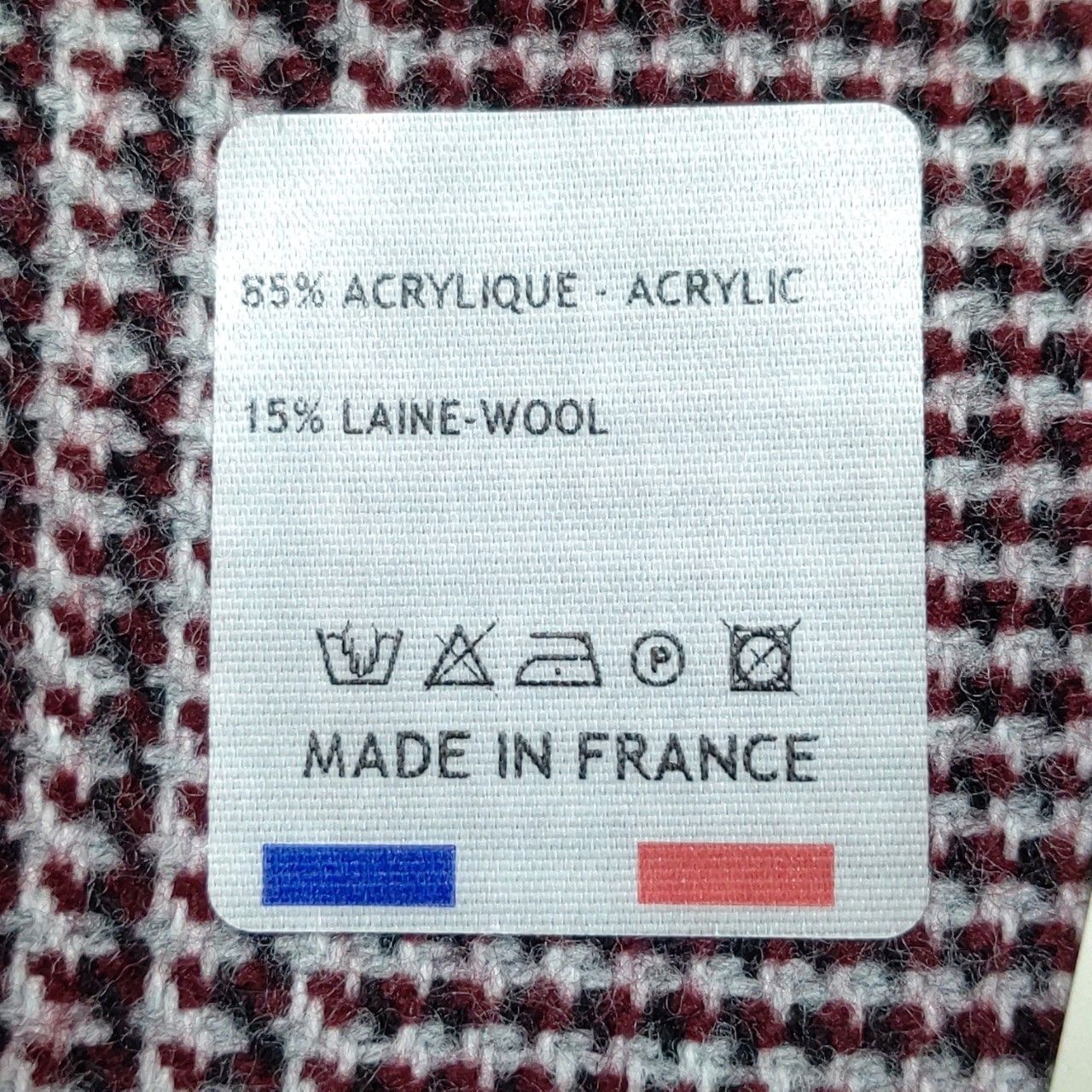 MADE IN FRANCE マフラー