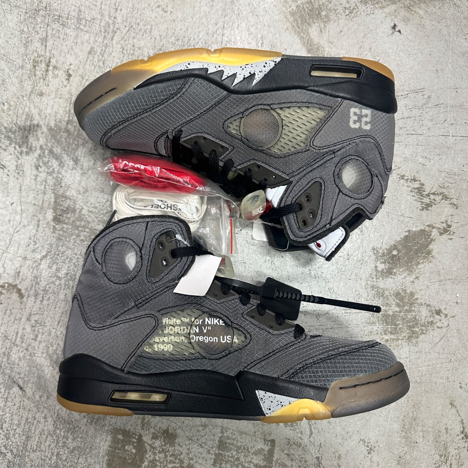 未使用品 Off-White Nike Air Jordan 5 コラボ ジョーダン5 スニーカー 