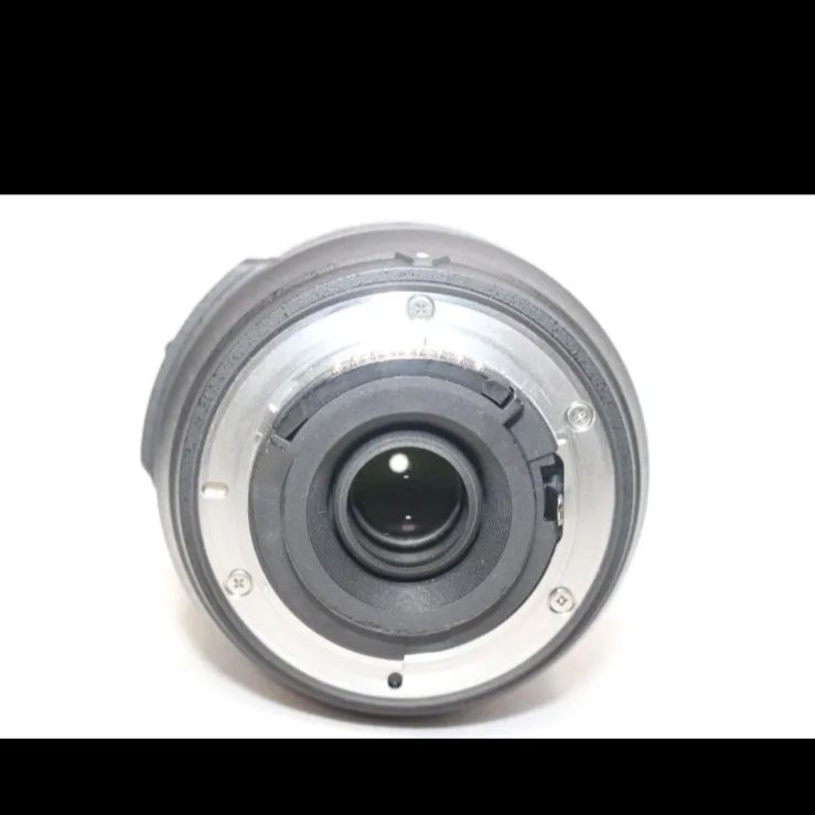 美品 大人気モデル！超望遠レンズ Nikon 55-300㎜ 手振れ補正 NIKKOR