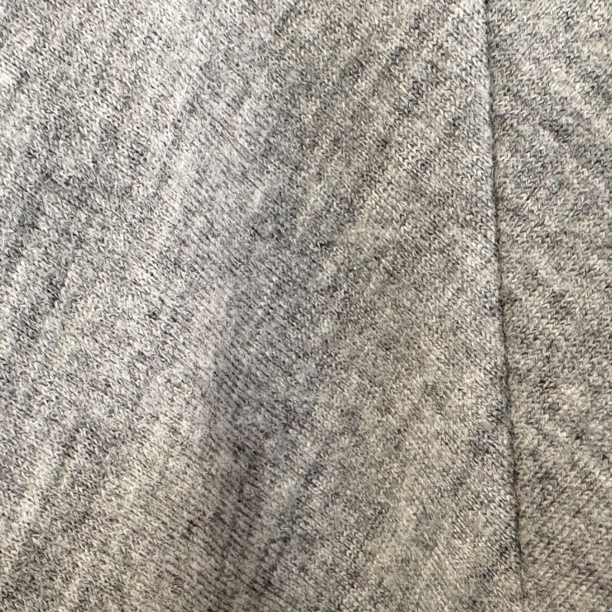 グレー ひざ丈