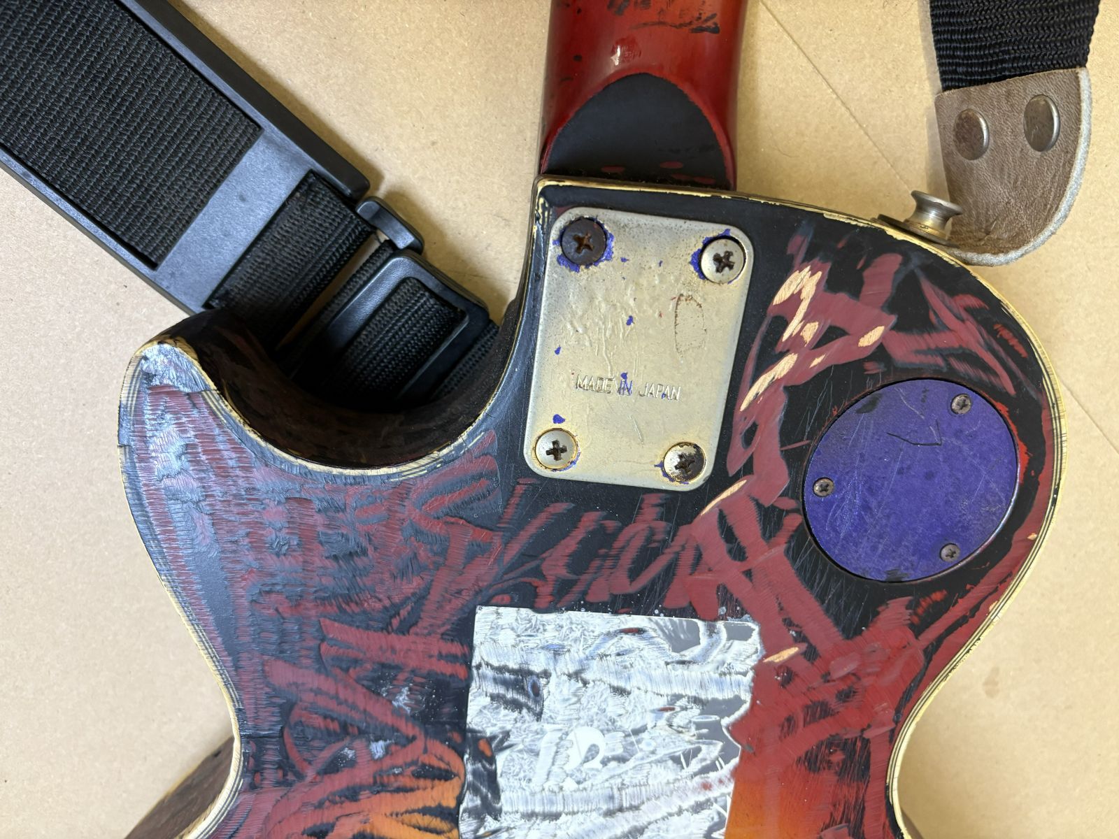 greco レスポールカスタム　１９７５年製ハードケース付き。 greco レスポールカスタム 1975年製ハードケース付き。 1975 Greco