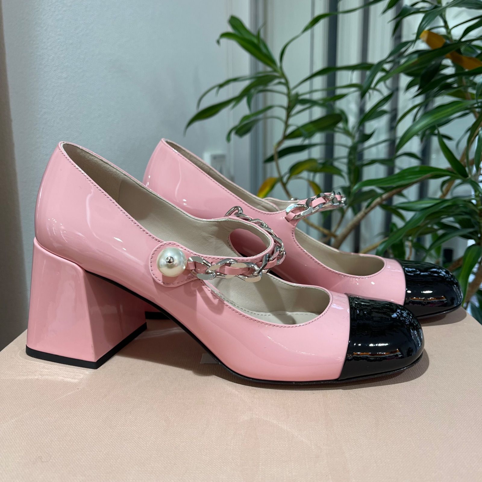 未使用品新品 miumiu36 パールパンプス | camillevieraservices.com