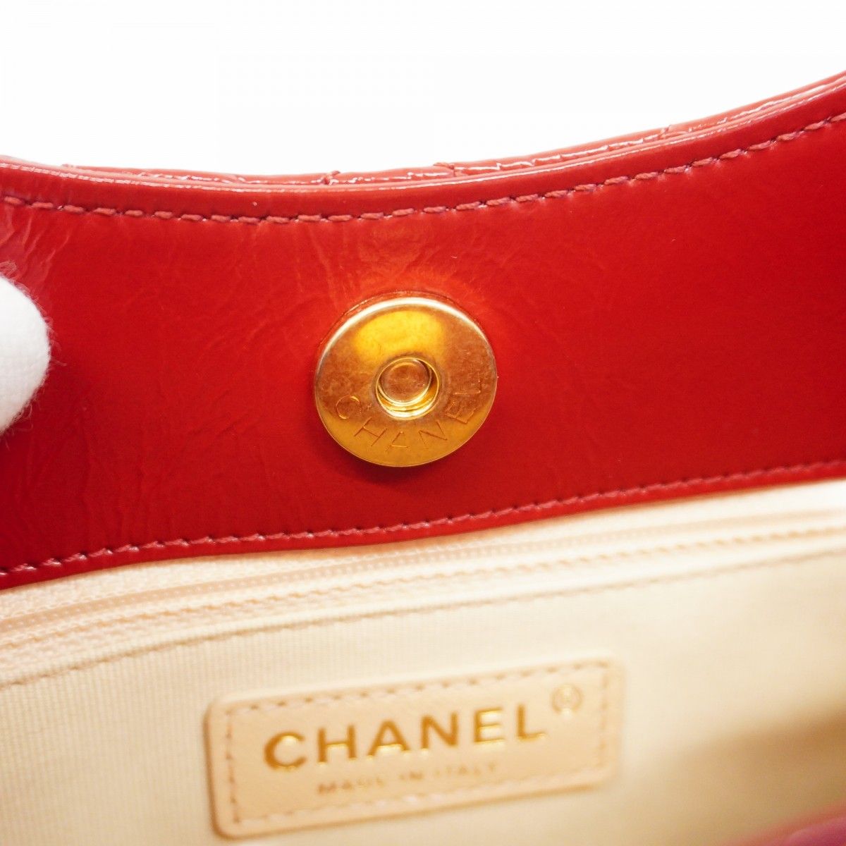 5ce5273】シャネル ショルダーバッグ マトラッセ パテントレザー  