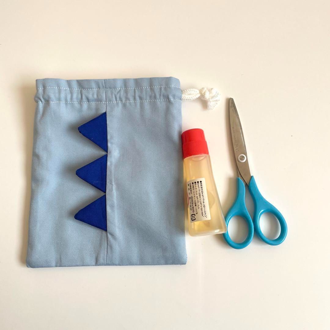 恐竜達の入園入学6点セット　サイズオーダー可　ブルーの恐竜 恐竜達の入園入学6点セット サイズオーダー可 ブルーの恐竜 恐竜達