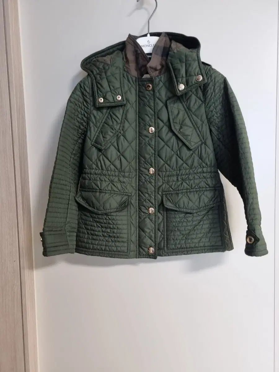 BURBERRY バーバリー キッズ キルティング トップグレード 10y