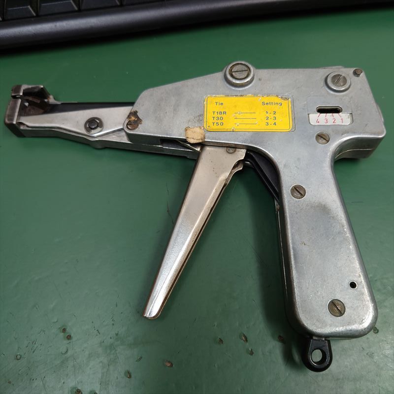 Insulok Mark III Hand Tool, 結束工具/タイクイック,1個
