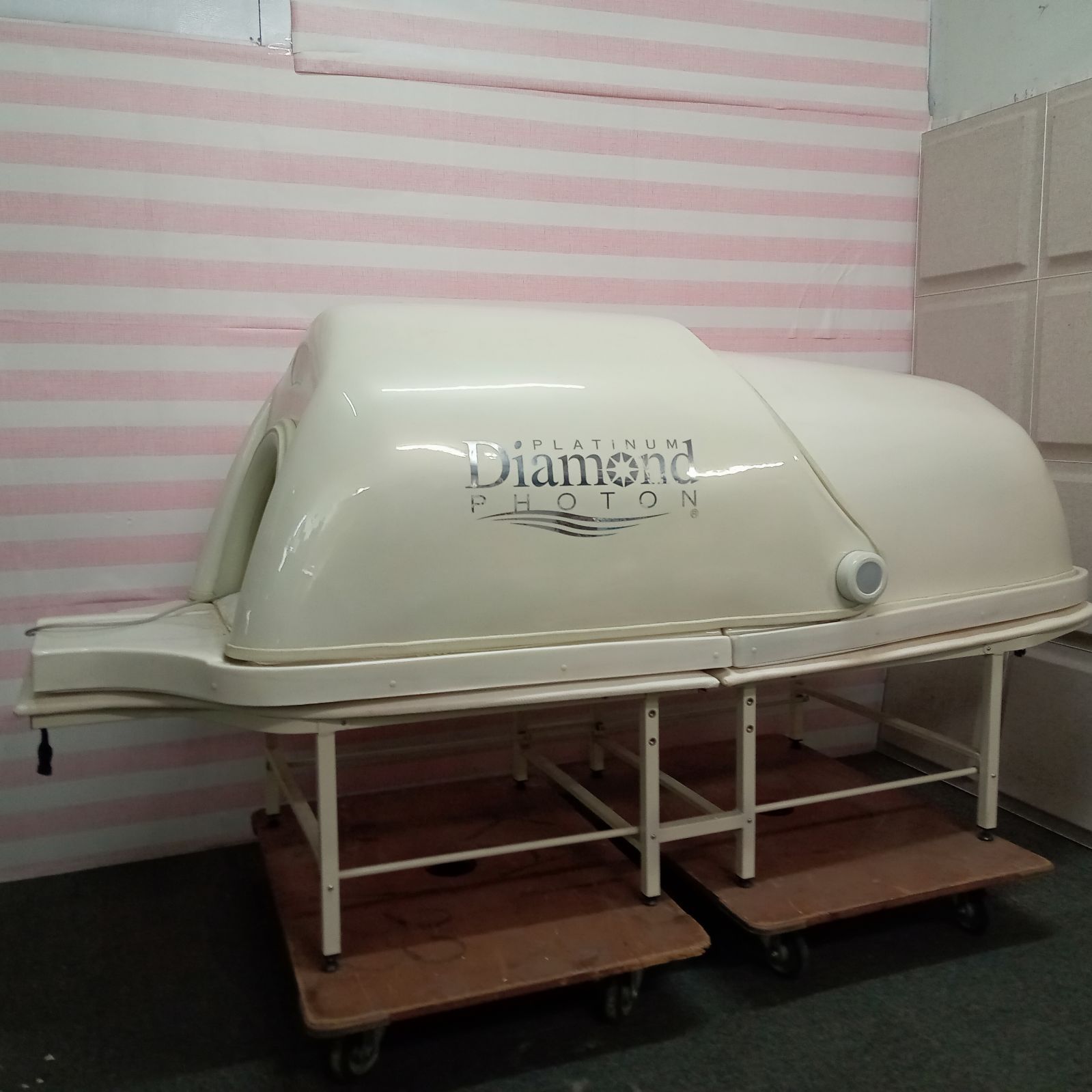 株式会社レインボー 　プラチナダイヤモンドフォトン 商品紹介-健康機器 | 健康文化をクリエイト「株式会社レインボー」