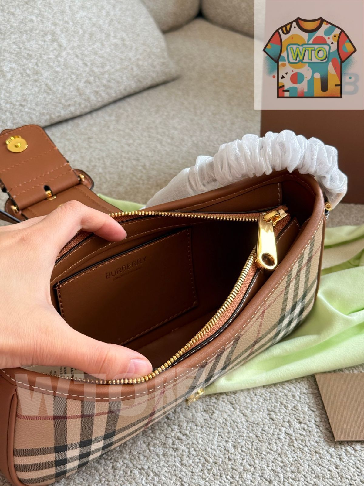 バーバリー120㎝ 購入前コメント必須　状態が非常に悪い 元気が出るバスケ / chihiro.me ( official-chihiro )のパーカー