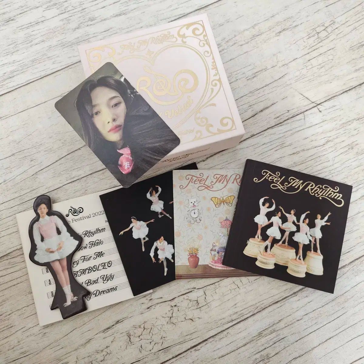 Red Velvet(レッドベルベット・レドベル) Feel My Rhythm アルバム