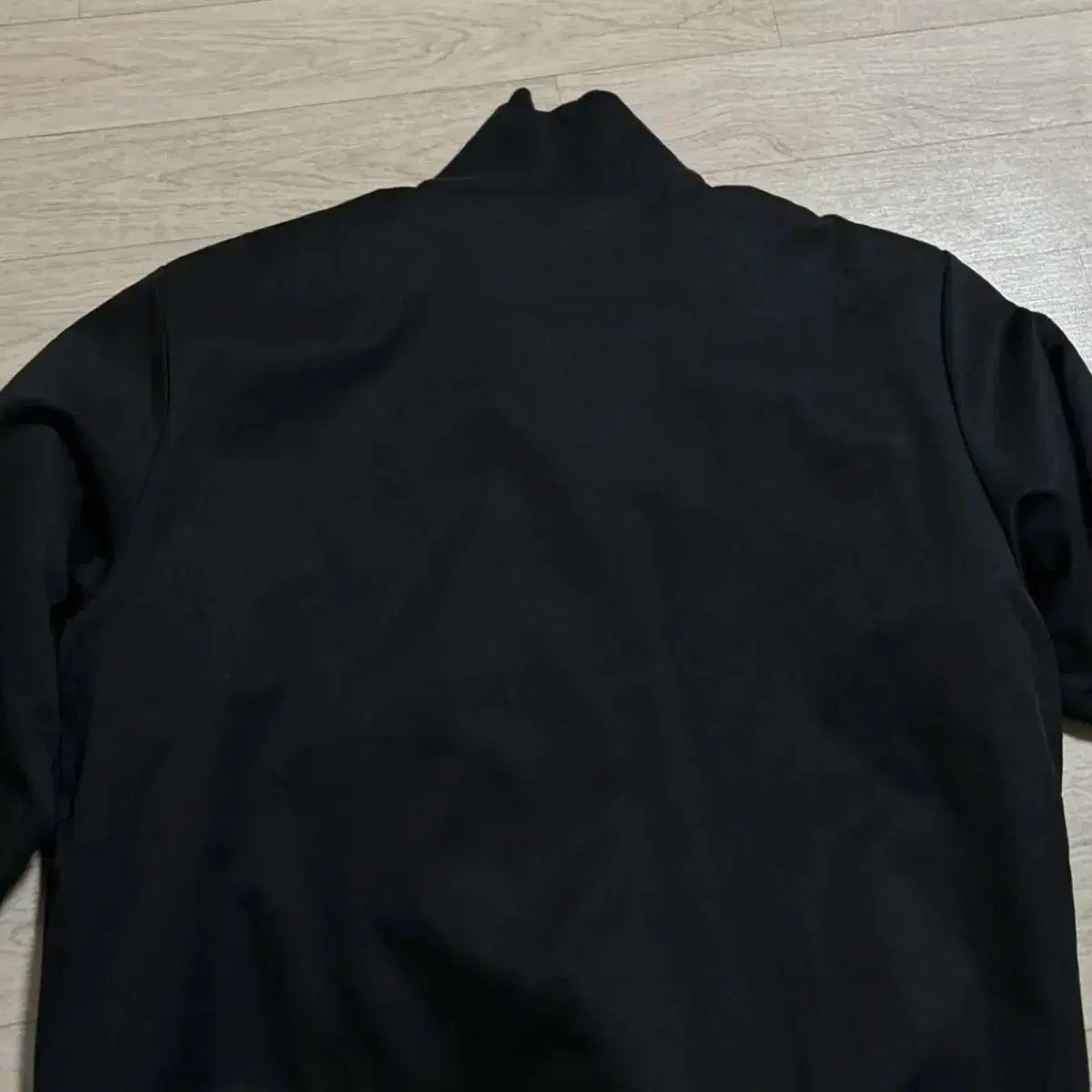 adidas アディダス