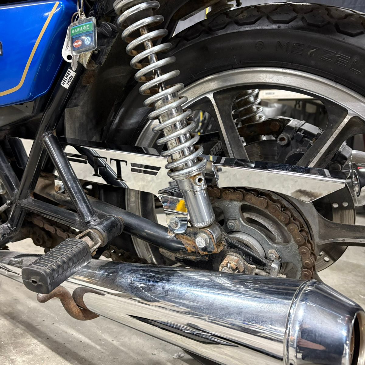Z250FT ロゴ入りメッキチェーンケース