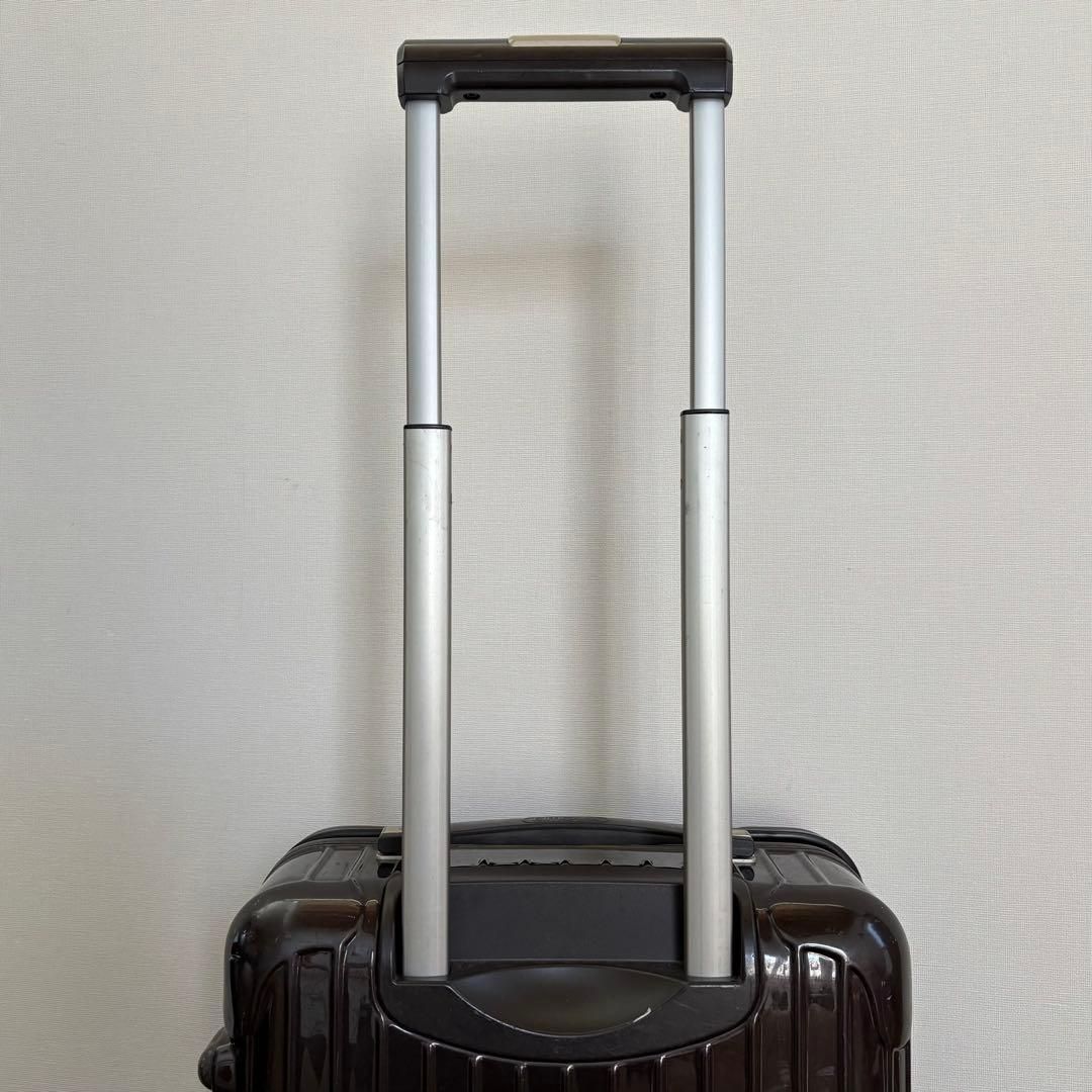 美品 RIMOWA SALSA DELUXE 35L 2輪 キャリーケース - メルカリ 美品 RIMOWA SALSA DELUXE 35L 2輪 キャリーケース - メルカリ