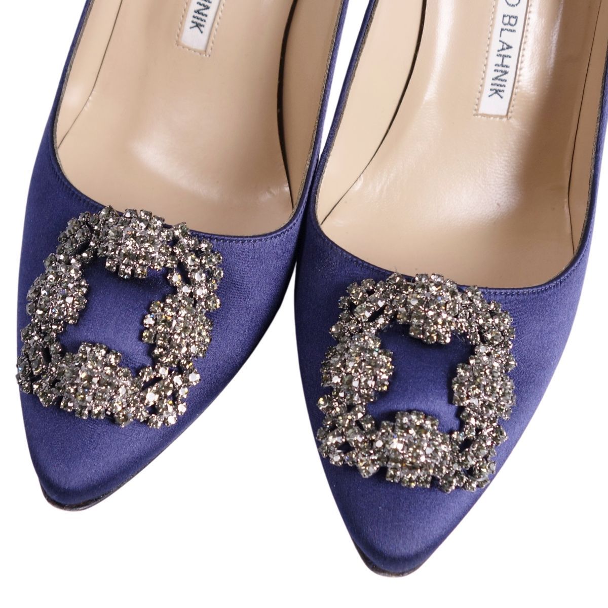 Blahnik パンプス