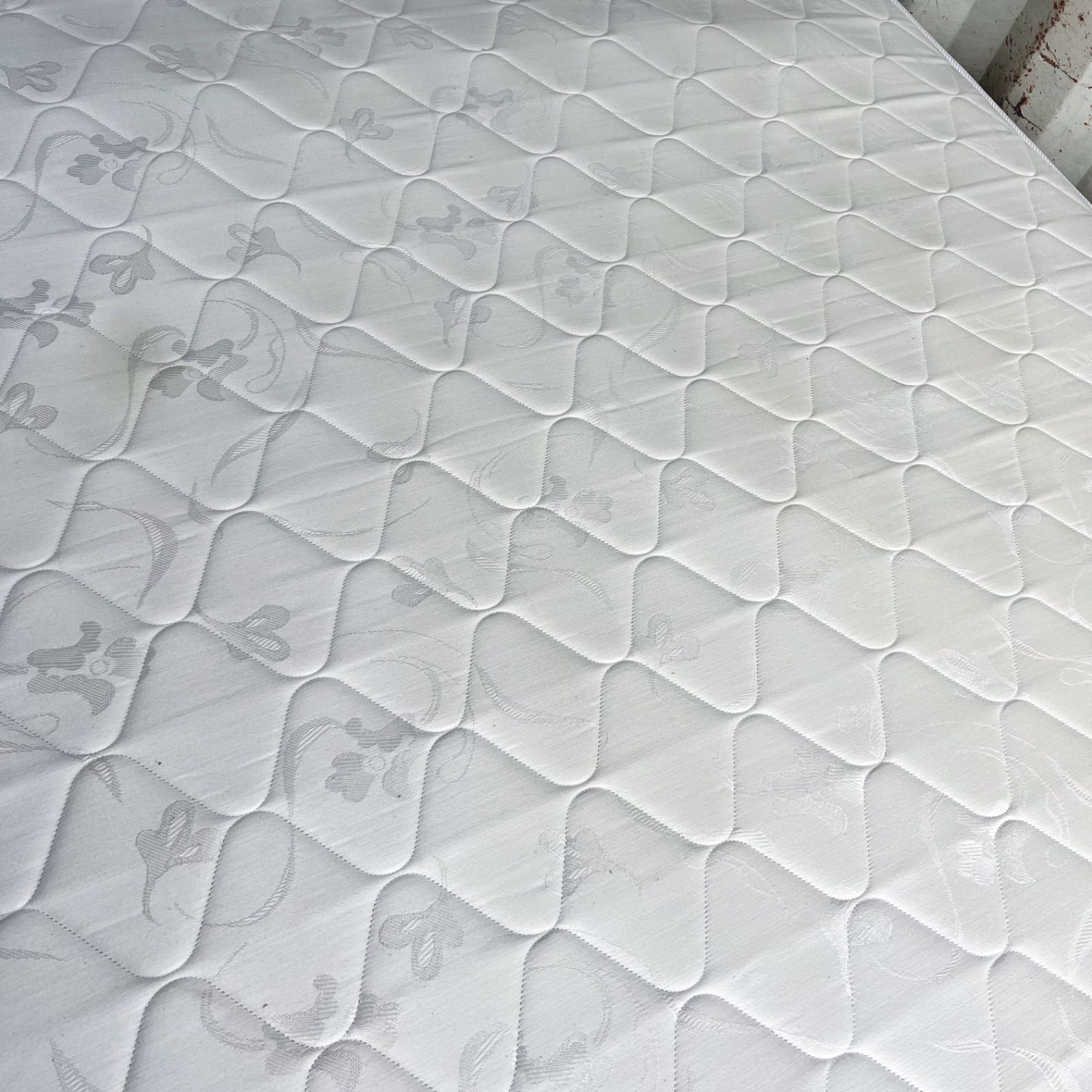 取付無料！日本ベッド ビーズポケット 快眠 おしゃれホワイトクイーン