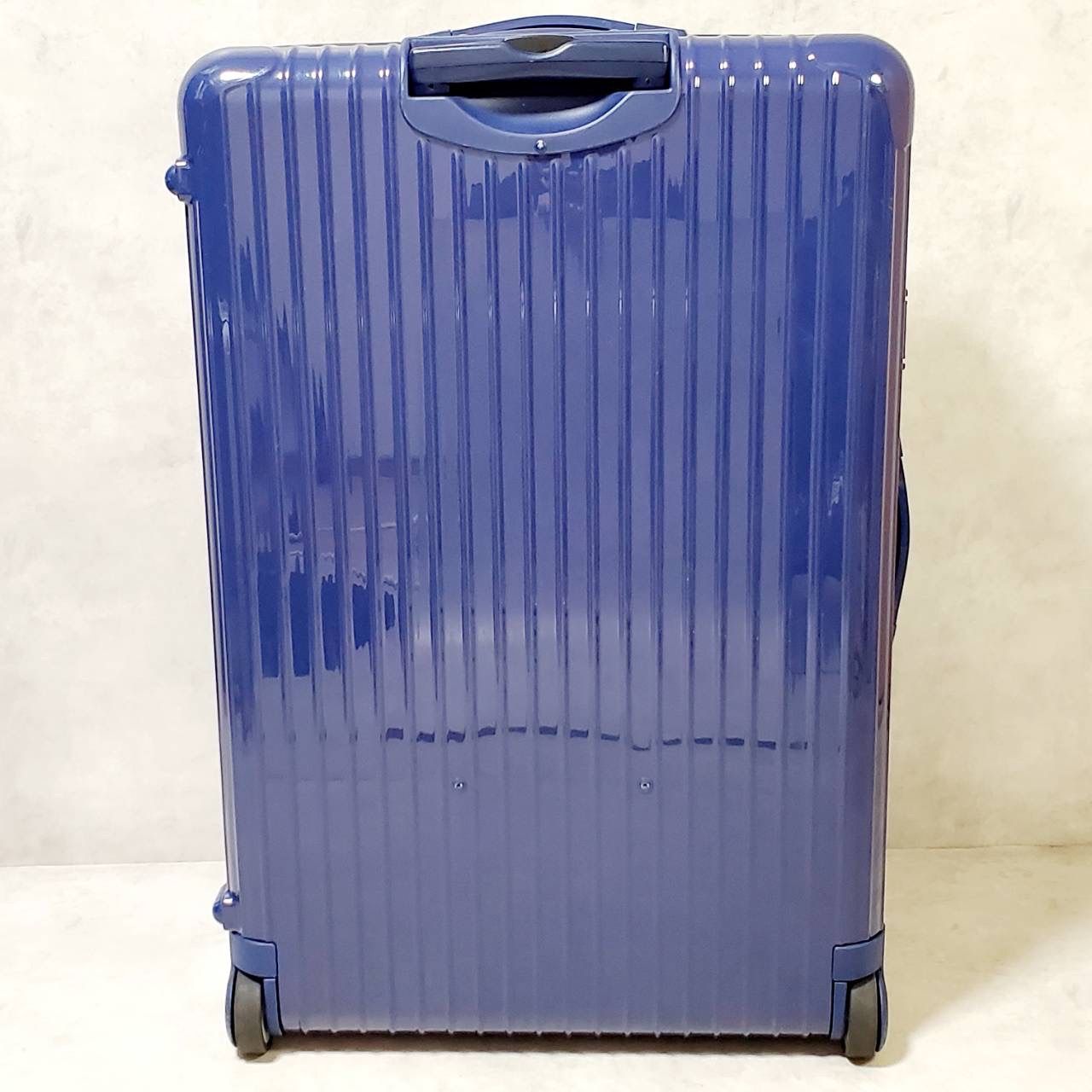 RIMOWA リモワ サルサ 104L キャリーケース 2輪 廃盤品 SALSA Amazon | (リモワ) RIMOWA SALSA DELUXE サルサ デラックス 830.73