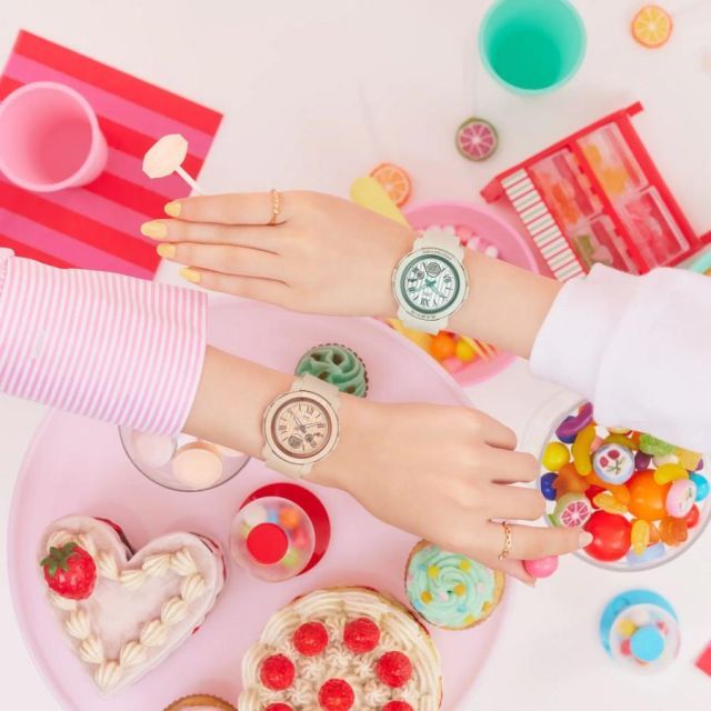 国内正規品 CASIO BABY-G カシオ ベビーG ビーチトラベラー ネオンイルミネーター レディース腕時計 BGA-250-1AJF 国内正規品 CASIO BABY-G カシオ ベビーG 電波ソーラー 20気圧防水