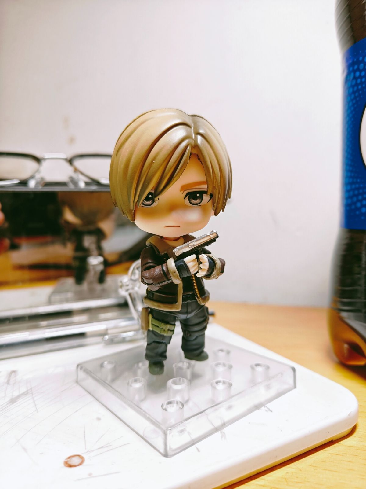 バイオハザード レオン　ねんどろいど Amazon | ねんどろいど バイオハザード RE 4 レオン・S