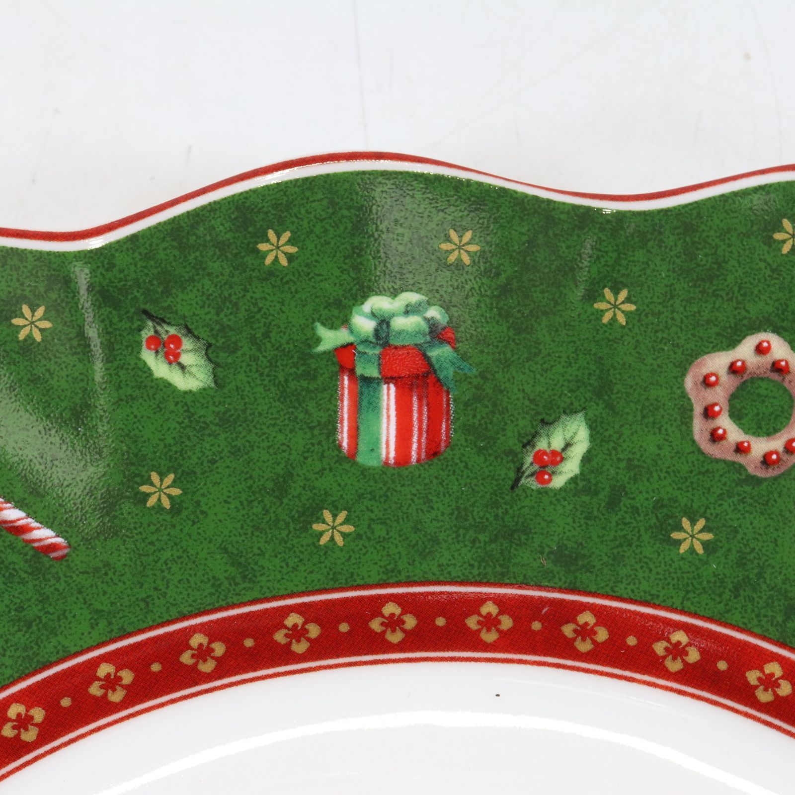 Villeroy&Boch クリスマスプレート　トイズデライトシリーズ　2枚組 Villeroy&Boch クリスマスプレート トイズデライトシリーズ 2枚組