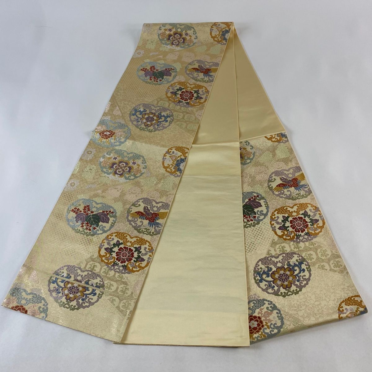 正絹　六通袋帯　ガード加工済み【花唐草　シルバー】No2748 袋帯 美品 秀品 花唐草 刺繍 箔 青 六通 正絹 【中古】 袋帯 美品 秀品
