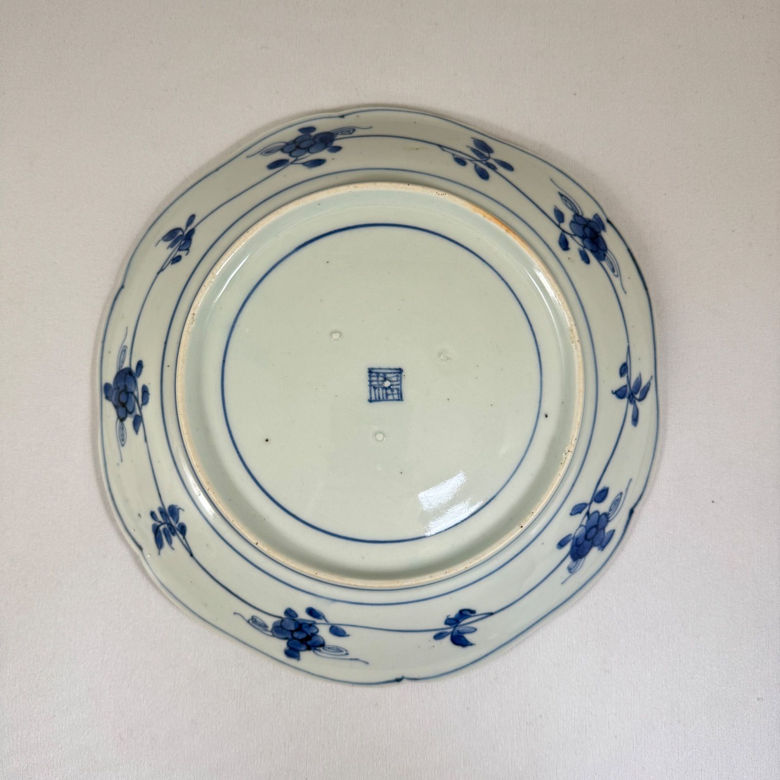 染付紅葉唐草双鹿文皿